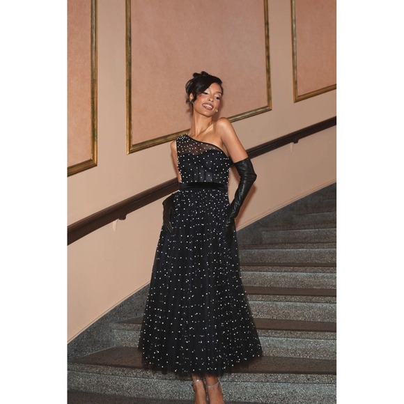 NWT Mac Duggal Black One Shoulder Pearl Beaded Tulle Velvet Midi Ballgown Size 8 - Picture 3 of 15